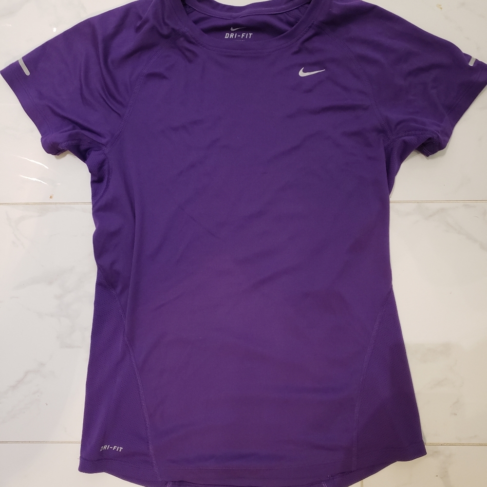 Nike Dri Fit Short Sleeve Shirt